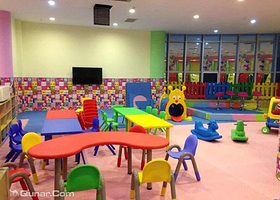 星期六儿童成长乐园