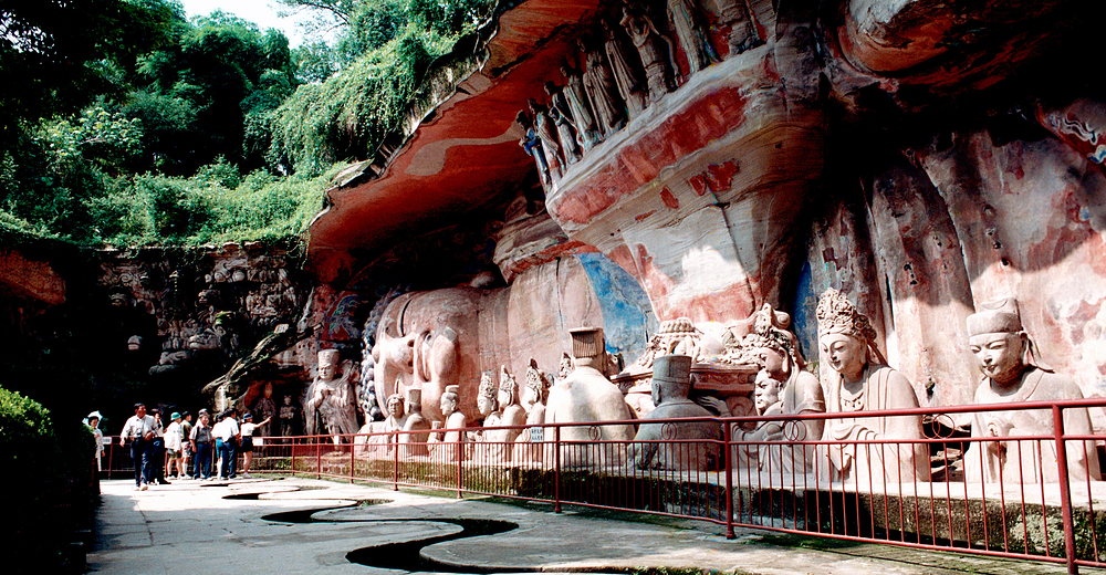 包含景点: 宝顶山景区 大足石刻 大足南山石刻 去哪儿价