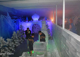 建业冰雪世界消夏嘉年华