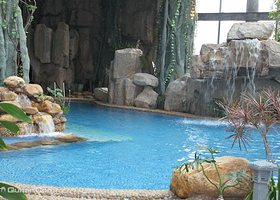 德州凤冠假日温泉水世界