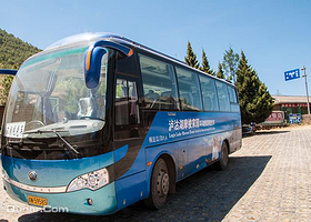 西昌泸沽湖环湖观光车