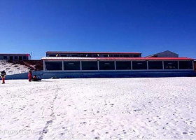 右玉县牛心山滑雪场