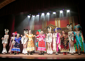 哈尔滨太阳岛皇家金色剧院