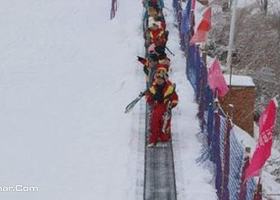 亚布力雪龙滑雪场