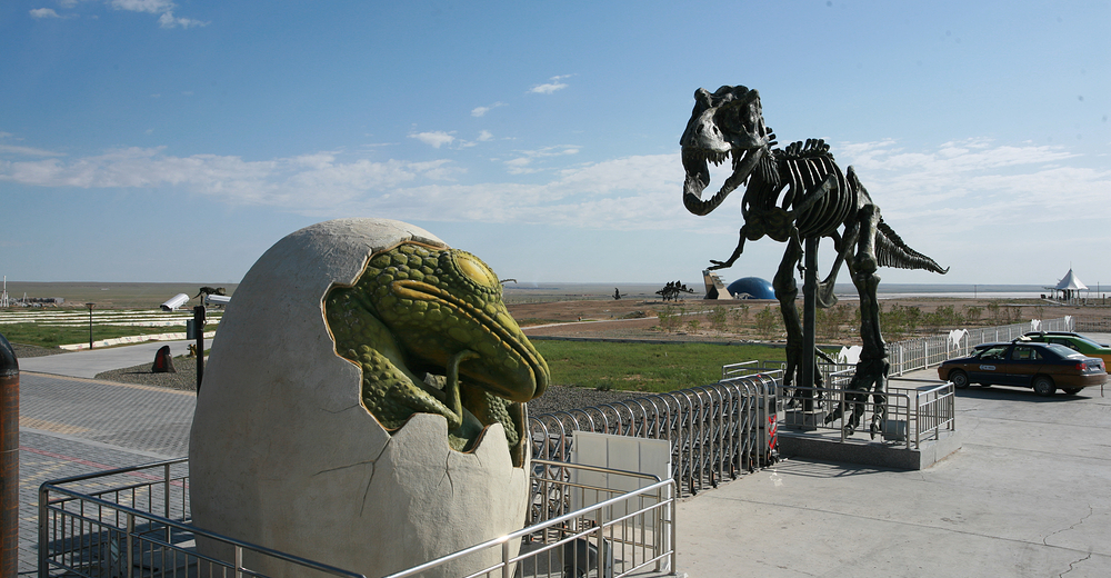 包含景点: 伊林驿站博物馆 二连浩特国家地质公园 去哪儿价