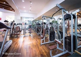 佰伦斯游泳健身俱乐部