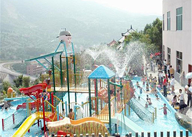 万福动漫水上乐园