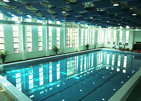 武钢一招恒温游泳馆