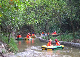 腾龙峡谷漂流