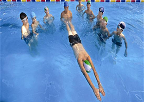 青少年宫恒温游泳馆