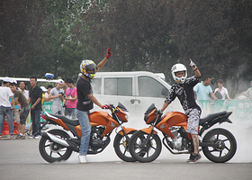 华家班（清远）汽车摩托车特技表演
