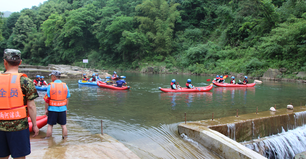 青城两河漂流淡季票
