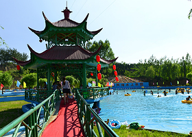 地兴海水上乐园