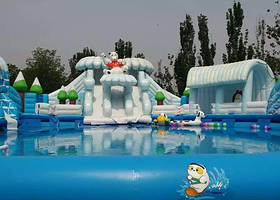 大脚鸭动漫水世界