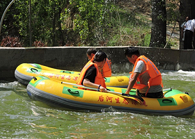 盐镇后河漂流
