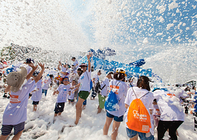 亲子彩虹泡泡跑