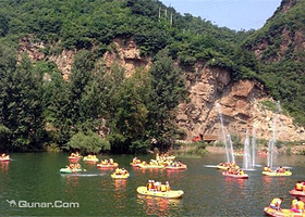 恒河源高山漂流
