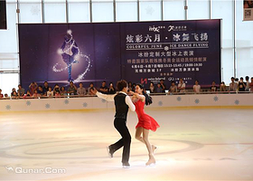 无锡冰纷万象滑冰场