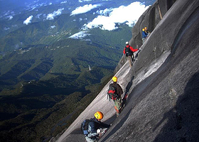 沙巴公园-FERRATA WALK THE TORQ