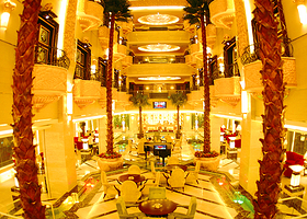 天鹅湖沐浴休闲酒店