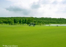 台湾桃园龙潭高尔夫俱乐部