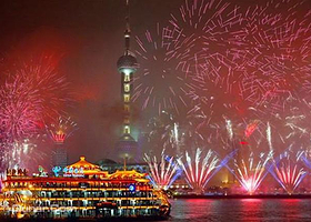 龙船号浦江游览