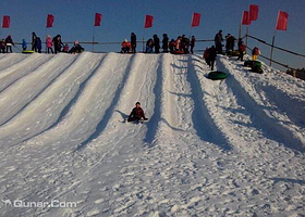 宁夏园艺产业园滑雪场