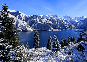 新疆天山天池冰雪大世界