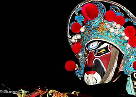 大型创意魔术剧《魔幻奇境》