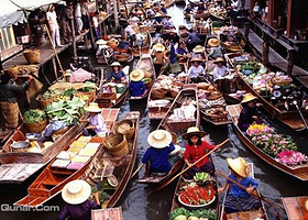 安帕瓦水上市场