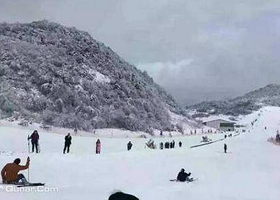 大娄山滑雪场