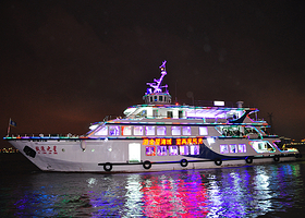 鹭江之夜(厦门旅游客运码头)