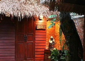 绿洲水疗馆（素帖山店）