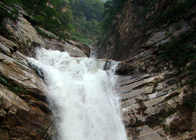 中条山老龙潭大峡谷