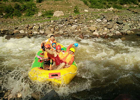 王屋山原始森林漂流