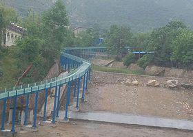 水峪口神潭大峡谷高空玻璃滑漂