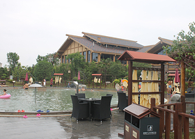 许昌金雨香草温泉水上乐园