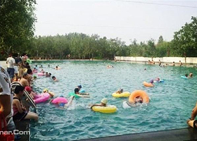 四季宏景水上乐园