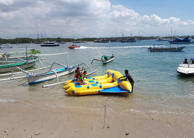 【塞兰冈海滩】SERANGAN BEACH