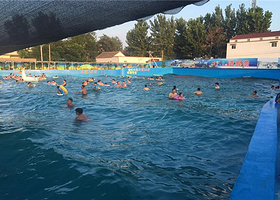 长江温泉水上乐园