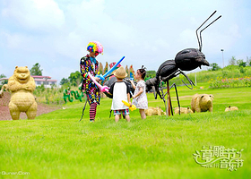 中国彩灯之乡第三届草雕节