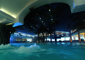 拉斐特城堡酒店温泉