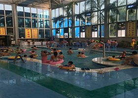 中原人家温泉游泳馆