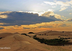 科尔沁潮海沙漠景区