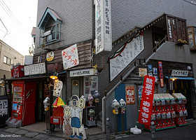 柴又时髦的小巷与柴又玩具博物馆