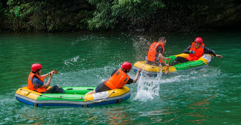 p浙江桐庐百岁峡抢滩漂流双人票