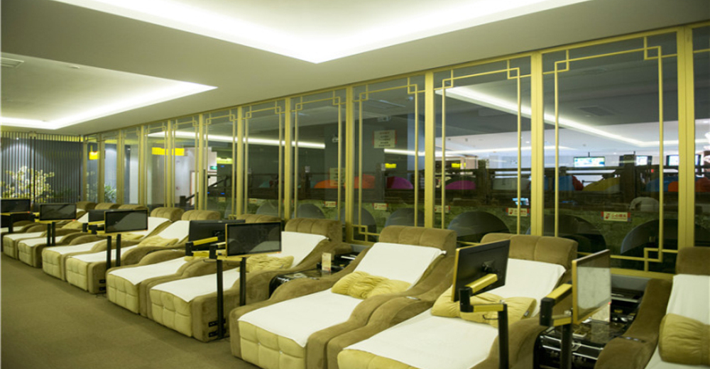 南京纽斯汤泉洗浴汗蒸 水上乐园成人套票(特惠)