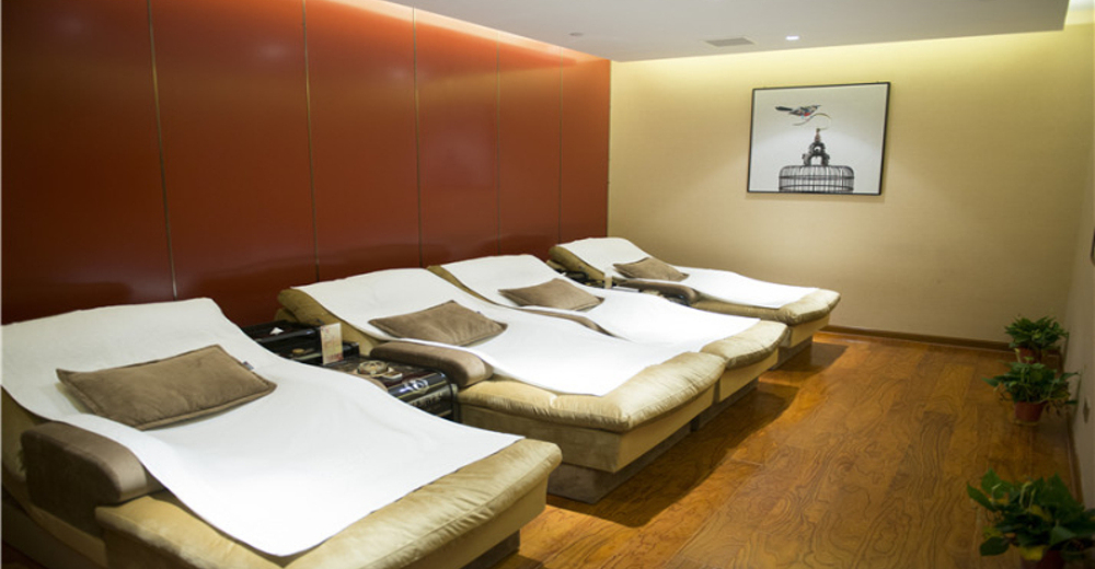 南京纽斯汤泉洗浴汗蒸 水上乐园成人套票(特惠)