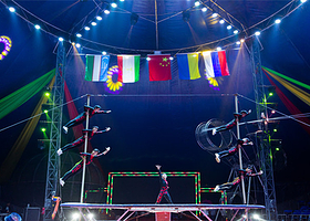 杉荷园国际杂技艺术剧场