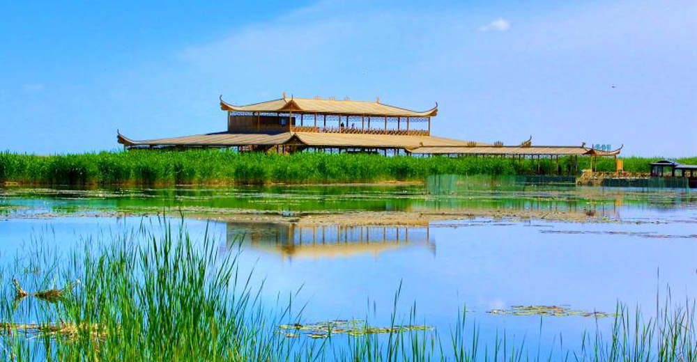 蓮海世界旅遊風景區 塔克拉瑪干沙漠 羅布人村寨 巴音郭楞蓮花湖